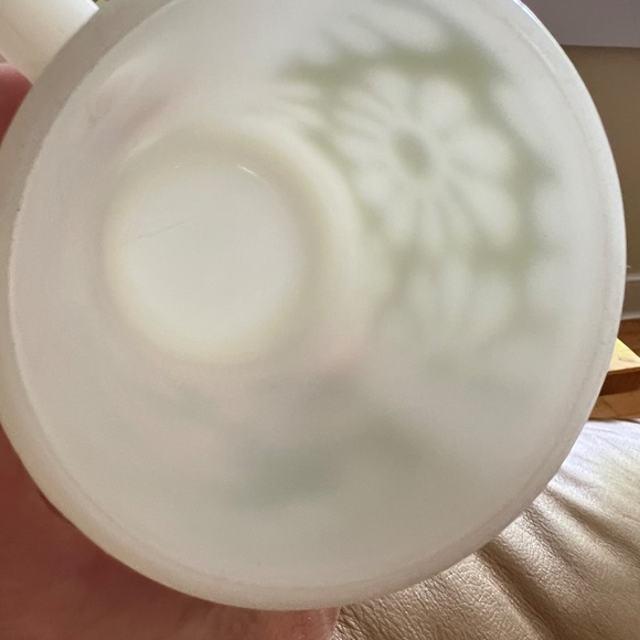 🇨🇦 Retro Fire-King Coffee Mug Lot 5 Daisy & Greek Key Milk Glass 1960s MCM VTG - Picture 4 of 5